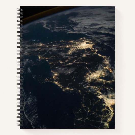 De stad licht 's nachts in Japan. Notitieboek (Voorkant)