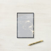 De stad licht 's nachts in Japan. Post-it® Notes (Op bureau)