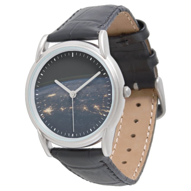 De stad ligt in het zuiden van de VS. Horloge (Gekanteld)