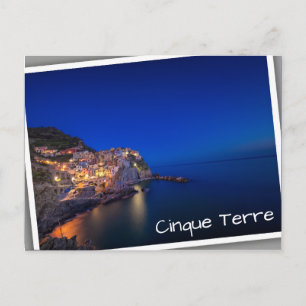 De stad Manarola in de Cinque Terre in de avond Briefkaart