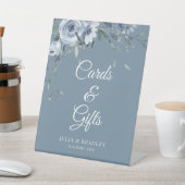 De Table carte florale bleu poussiéreux & cadeaux signe mar (In SItu)
