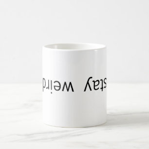 De tasse étrange de séjour