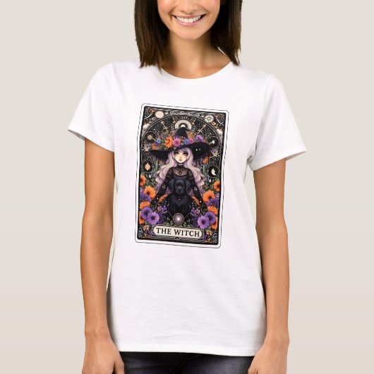 De tovertarot met een zwarte hond t-shirt (Voorkant)
