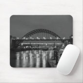 De Tyne Bridge 's nachts Muismat (Met muis)