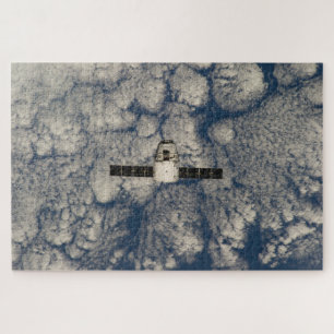 De uitdagende Draak SpaceX in de Wolken Legpuzzel