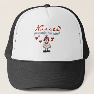 De verpleegsters geven de t-shirts en de Giften Trucker Pet