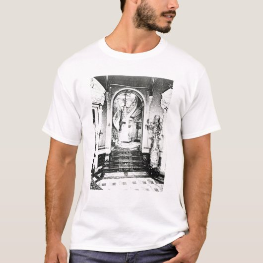 De Vestibule en Onyx Staircase T-shirt (Voorkant)