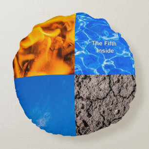 De vijfde binnenzijde rond kussen