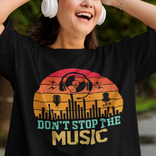 De Vintage stopt niet de hoofdtelefoon van muzikan T-shirt
