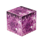 De Violet Crystal Kubus (Voorkant hoekig)