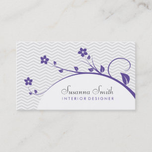 De Visite Carte avec des fleurs pourpre et chevrón élégan