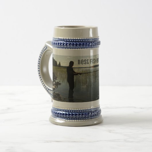 De visser. Gelukkig vissen Bierpul (Voorkant links)