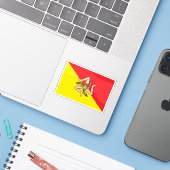 De vlag van Sicilië, Italië Sticker (Laptop met iPhone)