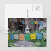 De vlaggen van het gebed bij tempel briefkaart (Voorkant / Achterkant)