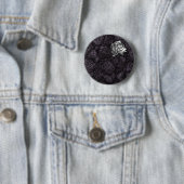 de vreemde ronde button 5,7 cm (In situ)