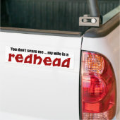 De vrouw is een redhead bumpersticker (Op Truck)