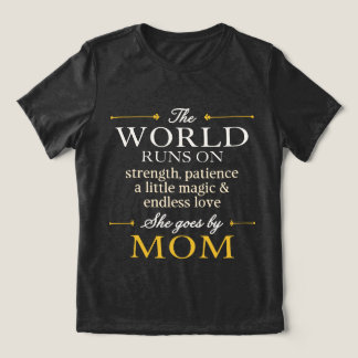 De Wereld Draait Op Liefde Ze Gaat Door Het Leven Tri-Blend Shirt
