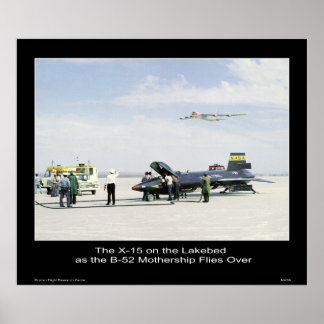 De X-15 op de Lakebed als de B-52-ondergrond Poster