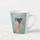 De zeemeermin en de dragoeieren latte mok (Rechts)