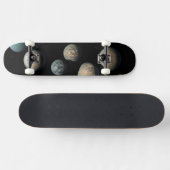 De zeven aardse planeten van Trappist-1 Skateboard (Horizontaal)