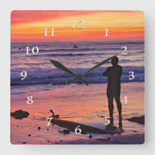 DE ZEVENDE OORLOG VIERKANTE KLOK