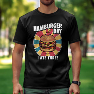 De zoete verrassing: hamburger met een kers op de  t-shirt