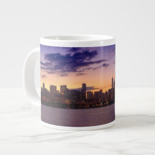 De zon gaat onder boven de skyline van Chicago Jumbo Beker