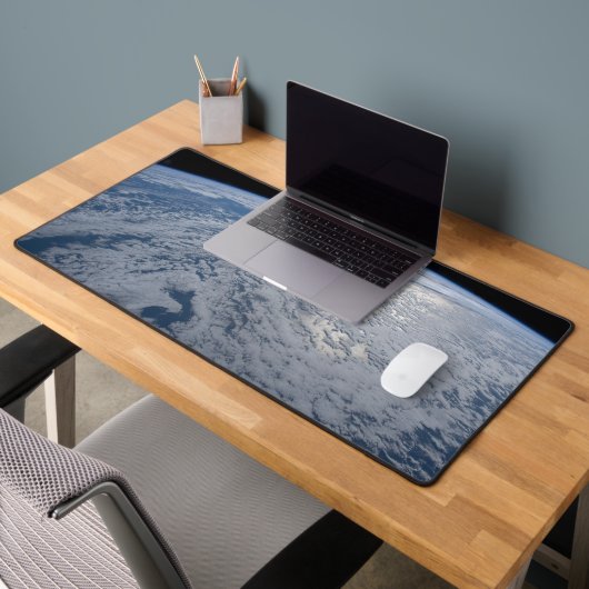 De zon straalt uit op de Stille Zuidzee. Bureaumat (Kantoor 2)
