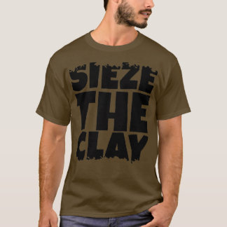 De zwarte clay-versie weergeven t-shirt