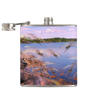 De zwerm van de mug, Scandinavië fjord, Heupfles