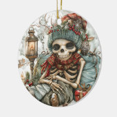 Dead Cozy - Winter Skeleton Vibes Keramisch Ornament (Links)