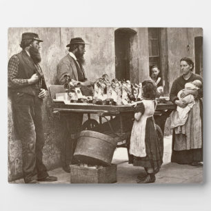 Dealer in Fancy Ware, 1876-77 (houtburytype) Fotoplaat