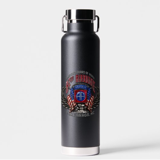 D'eau 82e bouteille de Fort Bragg Black 22 oz (Avant)