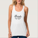 Débardeur Jeu de mariées Blanc Noir Nom de la date établie<br><div class="desc">Affichez votre style dans ce débardeur de nom de date de Jeu de Mariage Script blanc noir établi. Le texte est le script noir "Mariée" centré sur le côté avant. Personnalisé avec le nom de la mariée et l'année établie du mariage. Idée cadeau idéal pour la douche nuptiale, la soirée...</div>