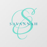 Décalque Mural Monogramme moderne élégant Nom de flush de script<br><div class="desc">Le design tendance et élégant présente votre initiale dans un magnifique script de calligraphie avec des fioritures qui entourent votre nom. Ce design est dans la combinaison turquoise turquoise (choisissez n'importe quelle couleur que vous souhaitez sous "modifier en utilisant l'outil de design" au bas du menu de personnalisation). Décor mural...</div>