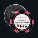 Décapsuleur Anniversaire Poker Chip Casino Thème Pink Black Wh<br><div class="desc">Ce ouvre-bouteille en forme de puce de poker rose, noir et blanc ferait un cadeau parfait pour la personne qui célèbre son anniversaire, ou, pour toute la fête comme un cadeau! Personnalisez votre design avec un nom et une date de naissance # en noir au centre, et votre texte personnalisé...</div>