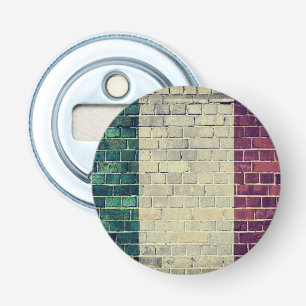 Décapsuleur Drapeau vintage de l'Italie sur un mur de briques