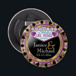 Décapsuleur Mariage Couple Las Vegas Style - Violet<br><div class="desc">Décapsuleur. Couple mariage Las Vegas Style en violet et or avec do-it-yourself texte. 📌 Si vous avez besoin d'une personnalisation plus poussée, cliquez sur le bouton "Cliquez pour Customiser plus loin" ou "Customiser ou modifier la conception" et utilisez notre outil de conception pour redimensionner, faire pivoter, modifier la couleur du...</div>