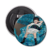 Décapsuleur Mary Cassatt - Petite fille dans un fauteuil bleu (Devant)