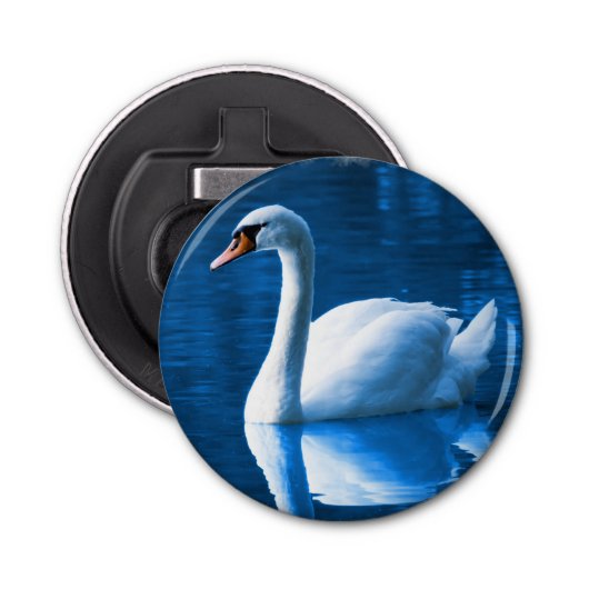 Décapsuleur Pretty white swan floating on blue lake (Devant)