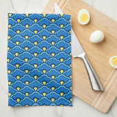 Deco Chinese Scallops, Ocean Blue en Indigo Theedoek (Quarter Fold)