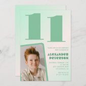 Décor vert 11e anniversaire invitations Boy Photo (Devant / Derrière)