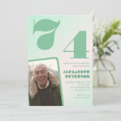 Décor vert 74e anniversaire invitations Hommes Pho (Debout devant)