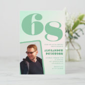 Décor vert Invitations à 68e anniversaire Boy Phot (Debout devant)