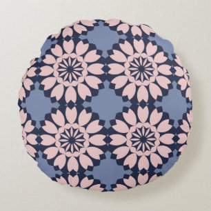 Decoratief naadloos patroon van verschillende geom rond kussen