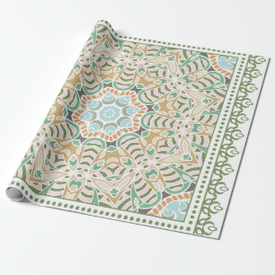 Decoratieve kleurrijke versiering op witte achterg cadeaupapier
