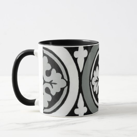 Decoratieve renaissance Rosette Tile Design Mok (Links)