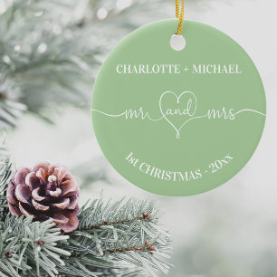 Décoration En Céramique 1er Noël jeunes mariés noms coeur sage vert