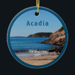 Décoration En Céramique Acadia Sand Beach<br><div class="desc">Parc national Acadia Sand Beach Maine Ornament. La première étape de la boucle du parc national Acadia est Sand Beach. Personnalisez cette belle image haute résolution avec votre nom de famille et l'année de votre visite. Vous pouvez également changer la photo avant avec une photo de vacances et la belle...</div>