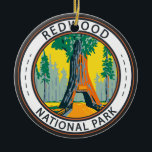 Décoration En Céramique Badge d'arbre du chandelier du parc national Redwo<br><div class="desc">Design d'illustration vectorielle de séquoia. Le parc protège de vastes prairies,  des forêts de chênes,  des rivières sauvages et 60 miles de côtes accidentées.</div>